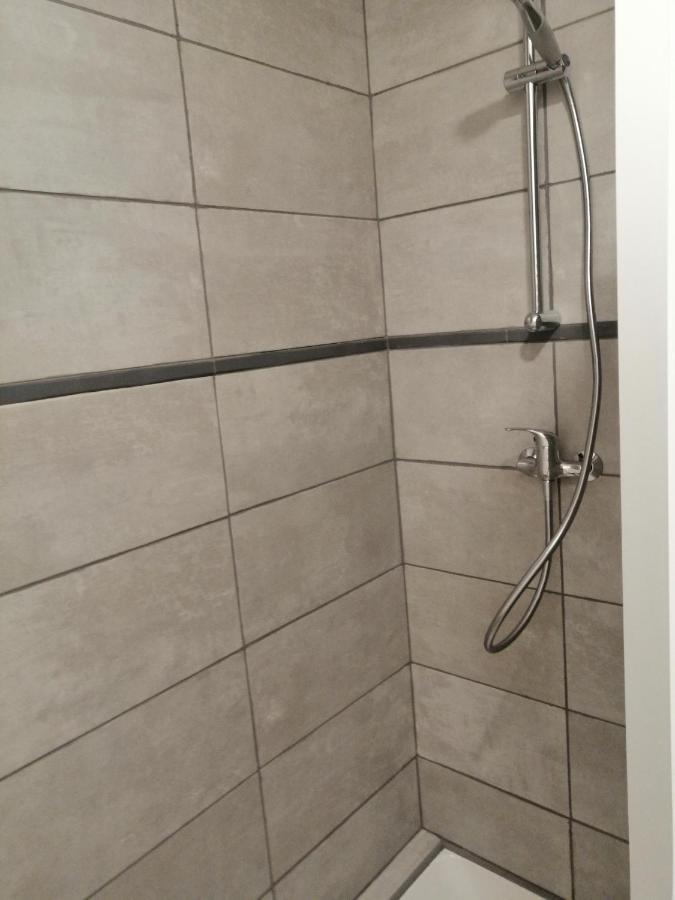 Joyeuse, Superbe Appartement D'Environs 30M2. エクステリア 写真